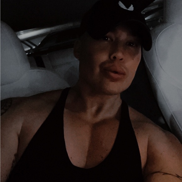 Meet your Posher, Bryce - Picture 2 of 3